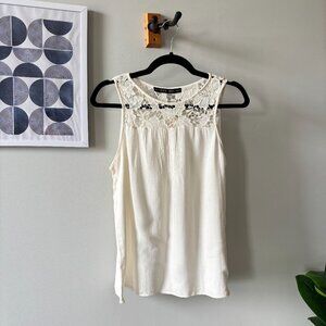 Zara • Cream Lace Crochet Sleeveless Blouse